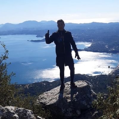 nikifipip's profile picture. 