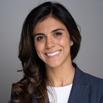 RojineAriani's profile picture. PGY-3 Radiation Oncology @UCLAHealth • MD @KeckMedicineUSC • MS @USCGlobalMed •  Political Science / Biological Sciences @USC