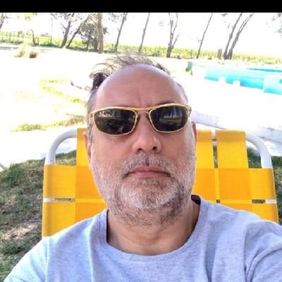 CharlyMon7's profile picture. Librero  ( vendo libros ) y Cartógrafo pero no me recibi. ..En estado Metafísico. .soy un Lienzo en blanco. .estoy para lo que sea..creo en la Física cuántica.