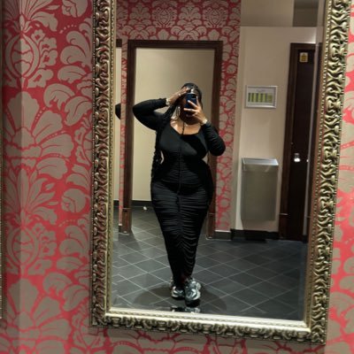 uchee___'s profile picture. Anon 🖤🇳🇬🇬🇧