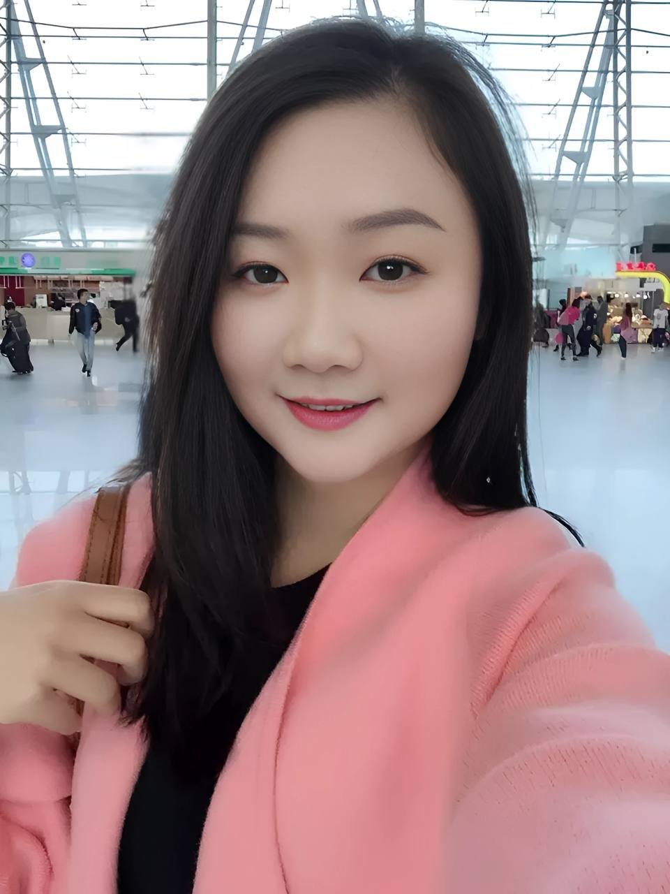 BloolousmMCnKZ's profile picture. Want to meet more friends