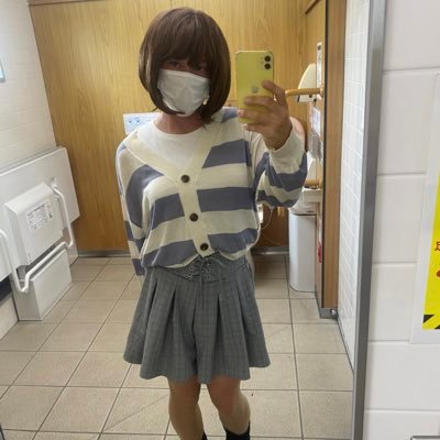 メインアカです。こちらが避難アカ、没ショット公開中(@SPEC12812476062)9回目のシャドバンが解除中!☆2024夏に女装始めた無加工おじさんです。
