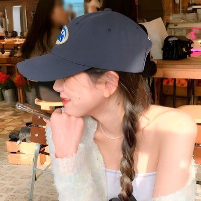 𝗯𝗼𝗼𝘀𝗶𝗻𝗲𝘀𝘀 ꒷꒦★ 🥡 ୨୧ dwells with bundles of service merges full of flyaway stars! ♡ rougit de toutes ses compétences magiques ˳ ⌗. 𝗹𝗼𝘃𝗲 ! 🥞