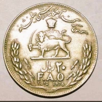 #پاینده_ایران
«بی شرفان اینقدر هزینه شریف زیستن را زیاد میکنن تا انسانهای کمتری توان پرداختش را داشته باشن،اینجوری اونها راحتتر ظلم میکنن»
فحش بادبزنِ روح است.