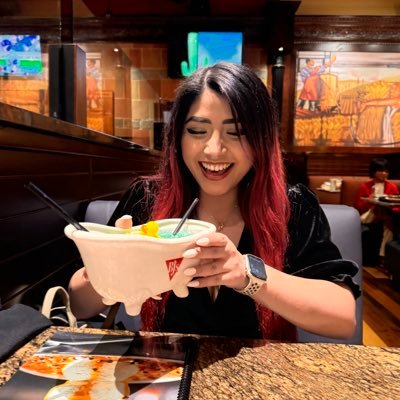 classyputaa's profile picture. catch me geeking ♈️