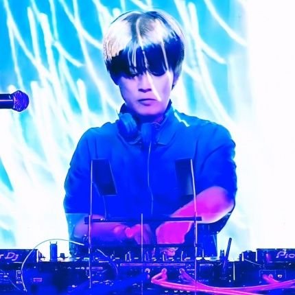 zyeno_dj's profile picture. ジーノです✍
2024.04.24〜🎧
playing:EUROBEAT/TRANCE/Hardstyle/
浅倉大介/小室哲哉/globe/TRF/B'z/西川貴教/デジポ/Johnny's/CityPop/Anime/特撮
💿DJ出演などに関するアカウントです！
★DJ出演のオファーはDMまで！