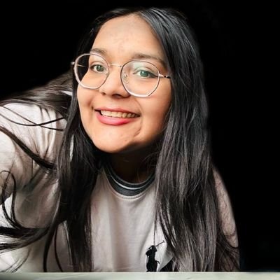 vanshiikkaa__'s profile picture. Data enthusiast, turning curiosity into insights and data into action. 🌐