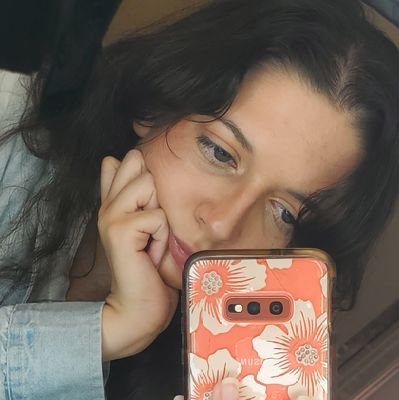 AmandaMMoses's profile picture. when you hear Taylor Swift, I hope you think of me 
she/her