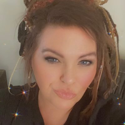 AmyMorley1023's profile picture.