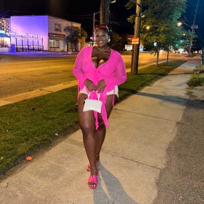 🇯🇲🇨🇦 •|• #BBW•|• ♊️ •|• IG:empress__red •|•Chelsea FC 💙 Demisexual❤️