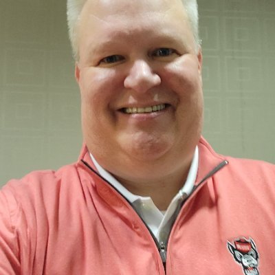 #NCState #Wolfpack(attended '90-'92) & #UK #Wildcats(Dad c/o '69) fan. History buff. Grew up in #Virginia as #UVa fan. I love talking & watching college sports.