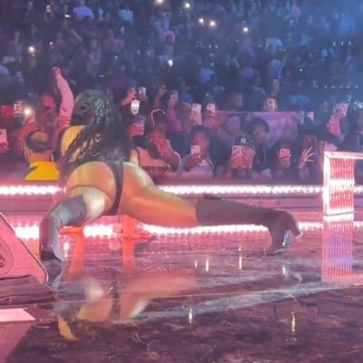 Chances are your here cus of sumn I said. Mad, go cry about it. Dont care about followers but your desperation does. I’m a fly on the wall in places your not.