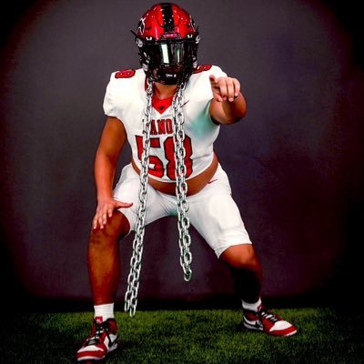 3⭐️|CO '28| Varsity O-Line🏈|🏋🏻♂️|🏃🏻♂️|GPA 3.8| 6'1 275|🏆FBU TOPGUN| Manor HS TX| HC: @Coach_Keller Romero.James2028@gmail.com | NCAA ID: 2406341345