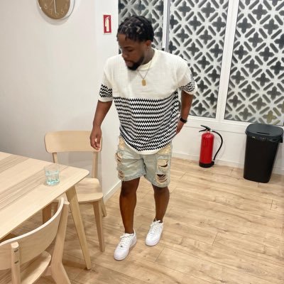 DMG17's profile picture. 