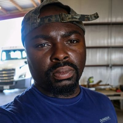 Father of 5, Husband, & Protector.... Remain Solid...
Now Days Ain't No Time For Me To Kick It, Got Business To Attend To.