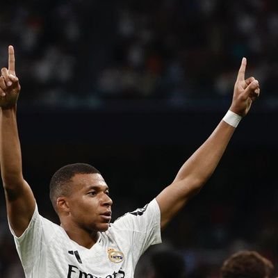 najm03774978816's profile picture. 