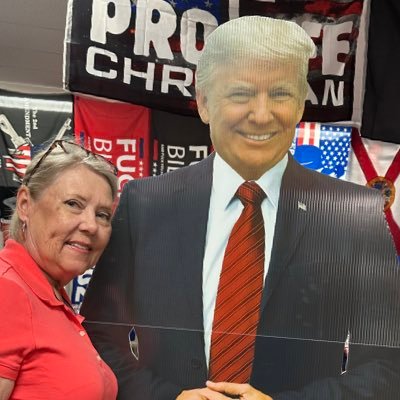 RealMillDeal's profile picture. Beachfront Love and Mother to a wonderful family