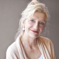 Elizabeth Strout (@lizstrout) 's Twitter Profile