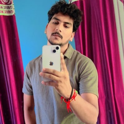 Shiv_8171's profile picture.