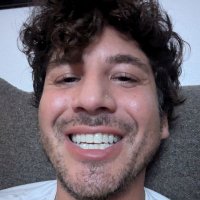 holly beary (@flyguybry) 's Twitter Profile