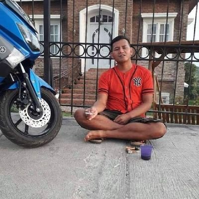 brey90974's profile picture. Airdrop