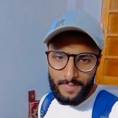 ماركتير على باب الله. جناوي اصلي صعيدي وعايش في القاهرة ، وبحب مساعدة الناس.