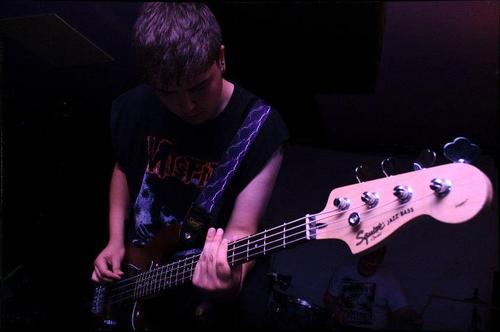 Musician, Play Bass. Former Hopeless Oceans.