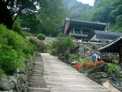 JinaSan0203's profile picture. http://t.co/QiNz0n7ifk