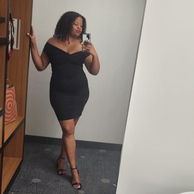 educator. baptist minister. phd student. insomnia cookies enthusiast. afrofuturist. queer lez. she/they @FishSandwichH