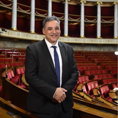 Député du Lot et Conseiller départemental du Lot - @SocialistesAN - Membre de la commission des affaires culturelles et de l'éducation #PS
