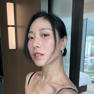 jukbaplego's profile picture. 오직 리아킴 그리고 원밀리언