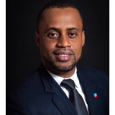 Homme Politique et Porte-parole Parti Politique RASANBLE
