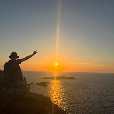 JPrims's profile picture. Pitjor que ahir, millor que demà.