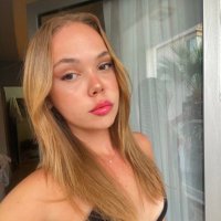 Sinem (@sinemarseven) Twitter profile photo