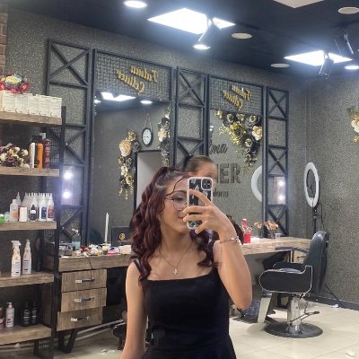 Fadimecyln's profile picture. 