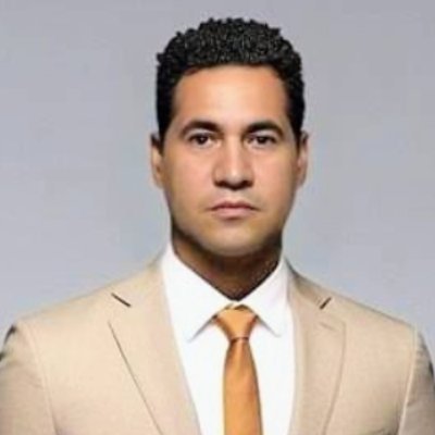 Santiag43812568's profile picture. profesional, trabajador, honesto, educado, respetoñuoso, obediente