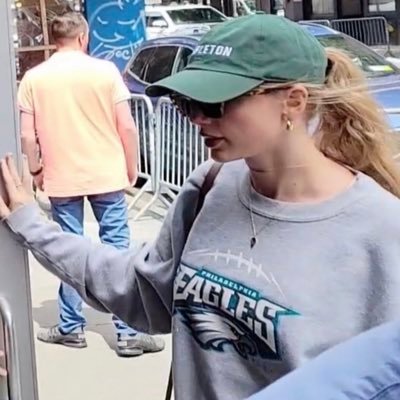 cardiganaugusts Profile Picture