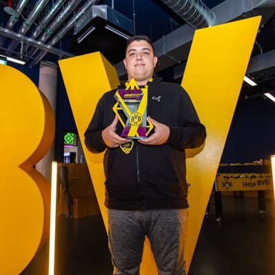 AgussBarrios01_'s profile picture. 22🇦🇷| Fifa Player for Free Agent | Qualified for eClubsWorldCup 21🏅| Black Yellow Clash 24 🇩🇪 🏆