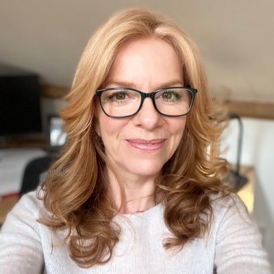 Freelance editor. Advanced Professional Member of @The_CiEP, hillwalker and skier with a passion for mountain literature. Powered by #greentherapy