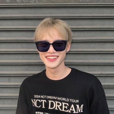 ✰ talk about Zhong Chenle 24/7🐬🎶 ✰