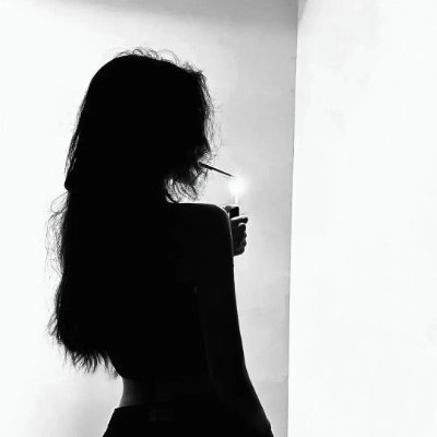 karluyeng's profile picture. 🌱 미래와 동행하는 지혜를 부를 시간 속에서 뿌리를 내리고 싹을 틔우 수확에 속하는 너의 성공!🌈