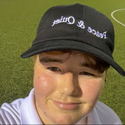 drolfedoyle's profile picture. can’t complain.