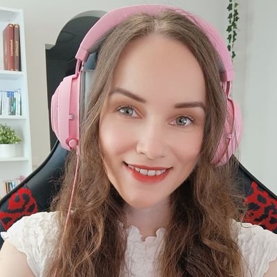 I play video games on YouTube and Twitch. ✨ Variety gamer with a passion for Final Fantasy ✨