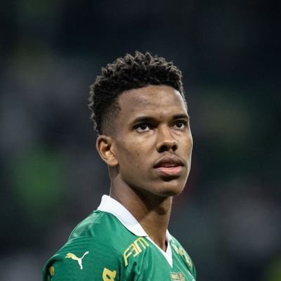 OriginaIDawg's profile picture. Defending Chelsea football club and Estevao Willian with my life, my tweet isn't meant to impress you