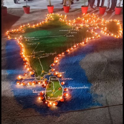 AnuragS01400317's profile picture. Interested in geopolitics
🇮🇳