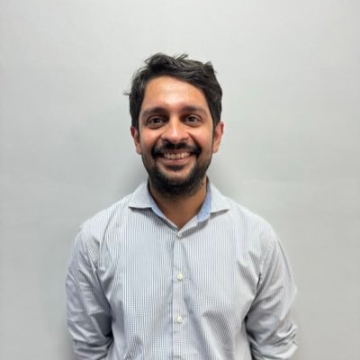 V4Venndiagram's profile picture. Blah