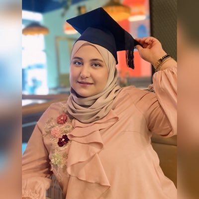 Wife & Mom of two superheroes 👨👩👦👦 Media Production graduate @ljmu @ljmuscreen 👩🏻🎓