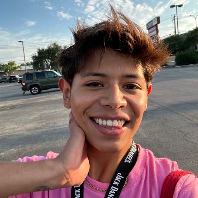 ut24| libra sun cancer moon gemini rising| twink age ntkb!