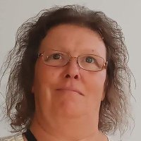 DIANA (@dianadobak921) Twitter profile photo