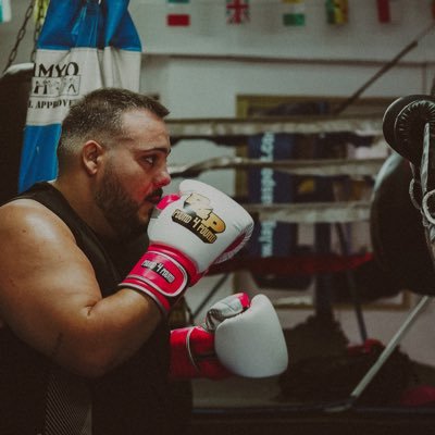 Luchando por un sueño 🥊 Afiliado en @twitches⚡️ Contacto: mppenalva92@gmail.com ✉️ Insta: @Mariopenalva9
